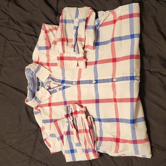 Tommy Hilfiger dress shirt Large white w/ red/blue cross hatched stripes.likenew - Picture 4 of 9